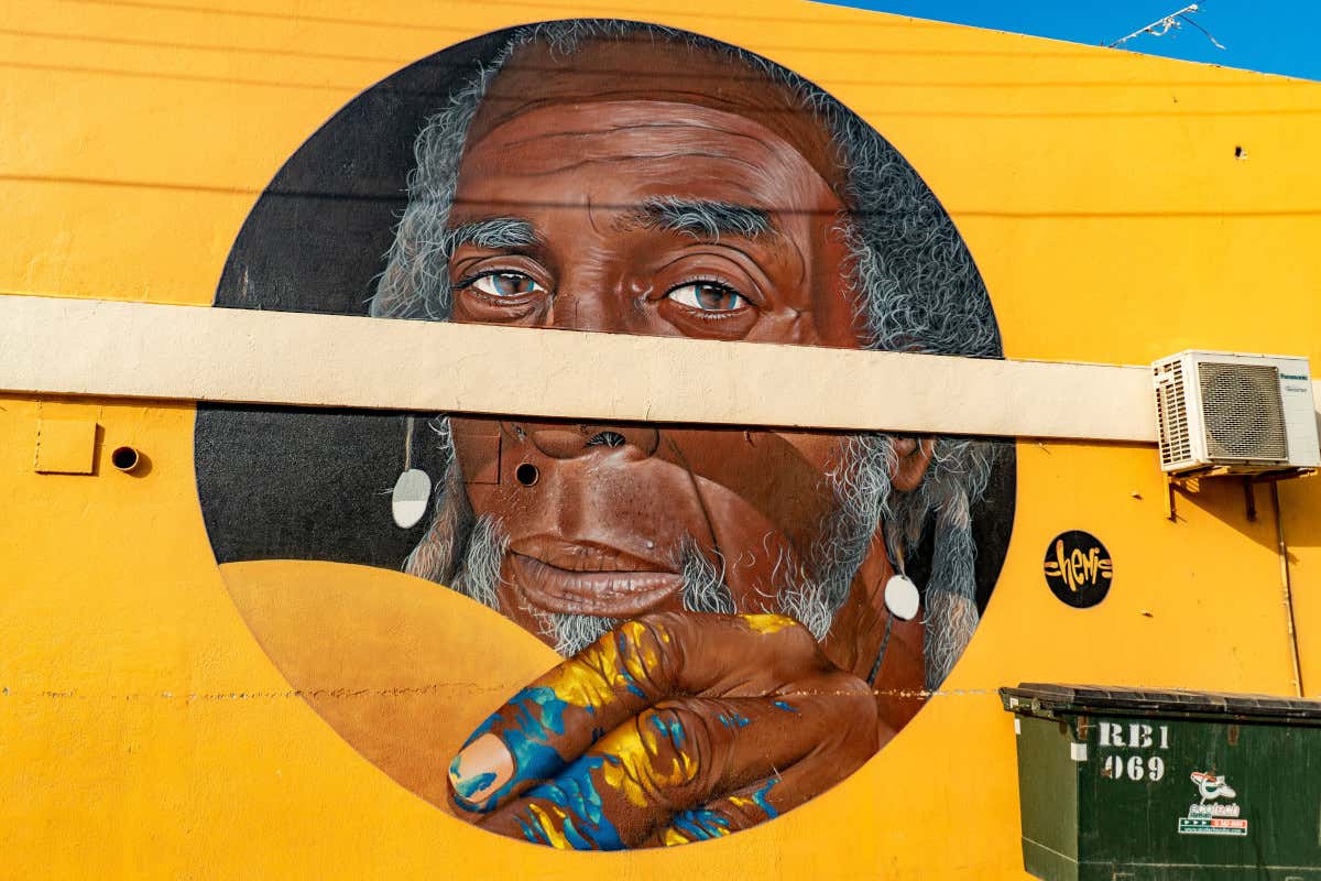 Aruba, San Nicholas (foto Aruba Tourism Authority) L'Embassy Suites di Hilton apre le porte ad Aruba