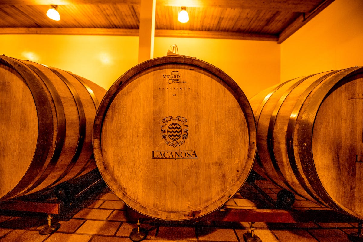 La bottaia Tenuta La Canosa, storia di vino e passione