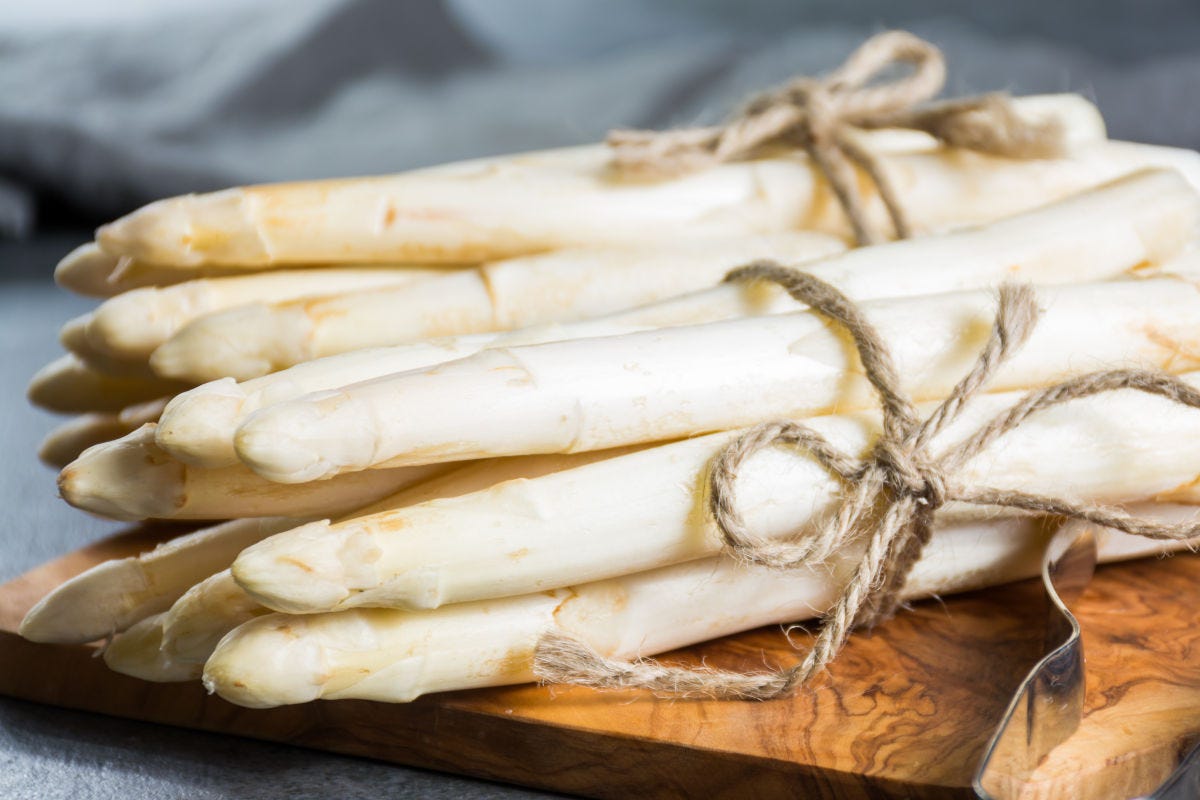 Bianco Weekend a Bibione: l'asparago bianco protagonista il 6 e 7 maggio