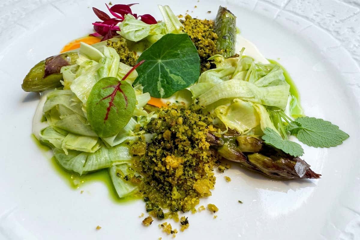 Asparago bianco, verde, cotto e crudo - Piano35