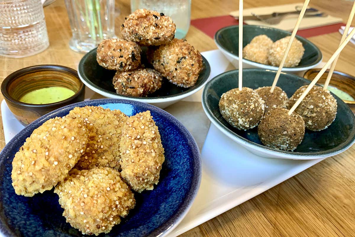 Cagiada sforna la pizza a ruota di carro lombarda: ecco com'è fatta