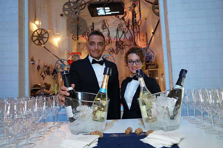 (L’Asti tra dolce, secco e moscato Terreni particolari, uve ricche di aromi) (L’Asti tra dolce, secco e moscato Terreni particolari, uve ricche di aromi)