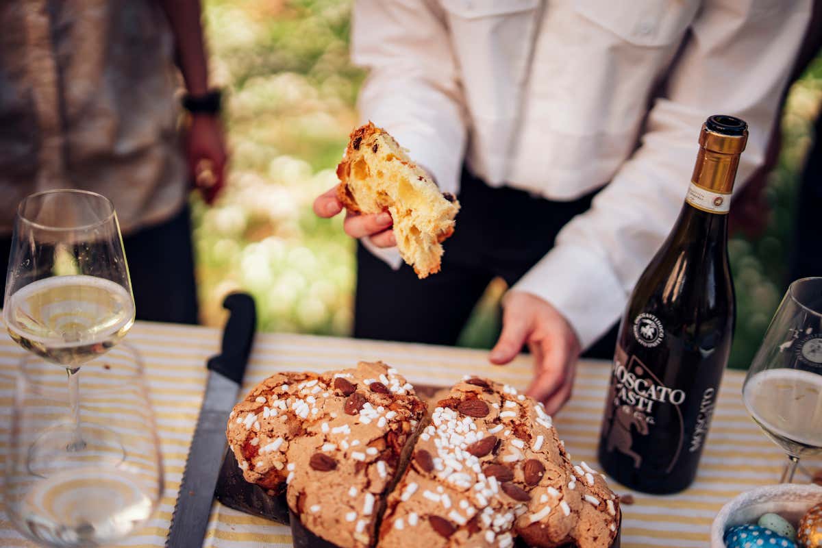 Il Moscato d'Asti, perfetto accompagnamento del dolce pasquale per eccellenza, la colomba