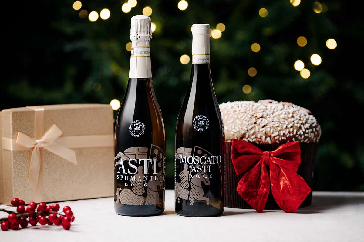 Dalle colline del Piemonte al calice: l’Asti Docg in tavola per brindare a Natale Dalle colline del Piemonte al calice: l’Asti Docg in tavola per brindare a Natale