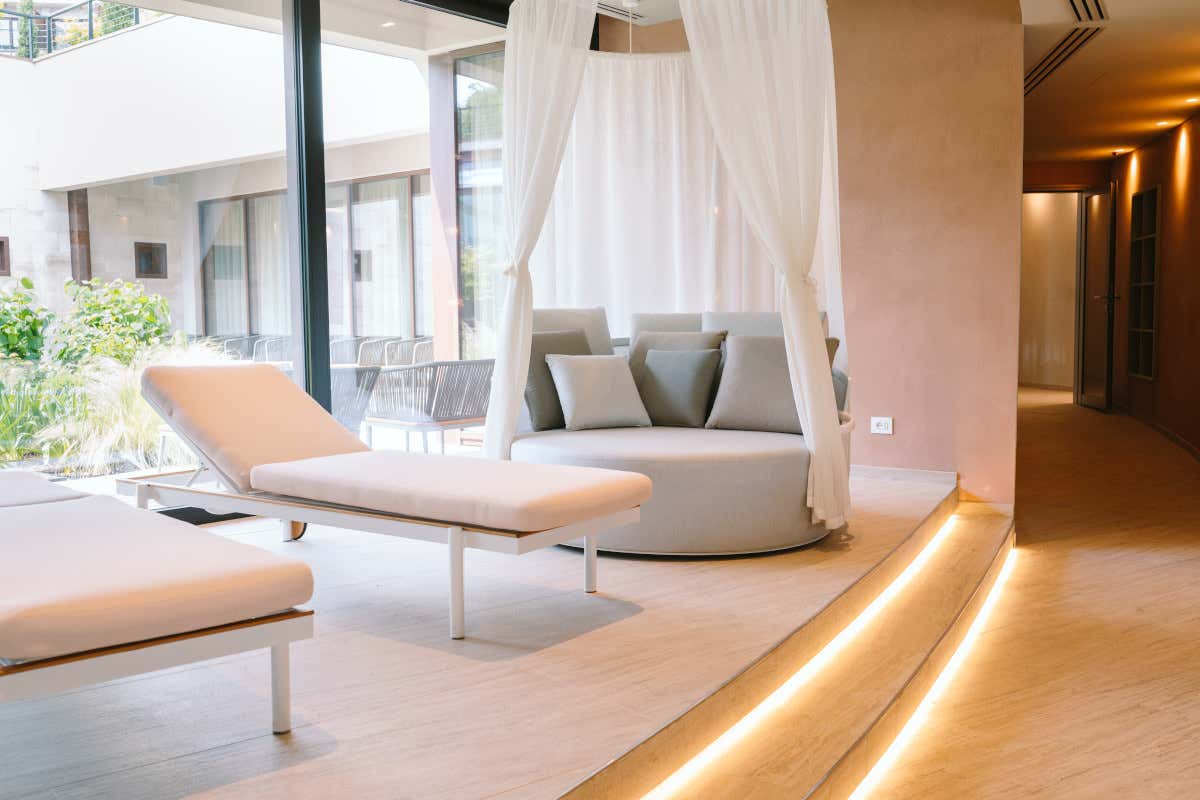 Un giardino sul lago: ecco l'A-Rosa, il resort 5 stelle di Salò