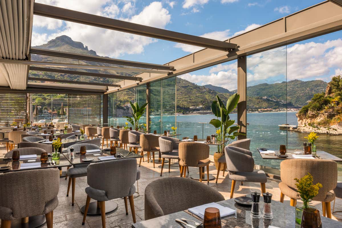 Taormina brilla: l’Atlantis Bay tra gli hotel più esclusivi del pianeta Taormina brilla: l’Atlantis Bay tra gli hotel più esclusivi del pianeta