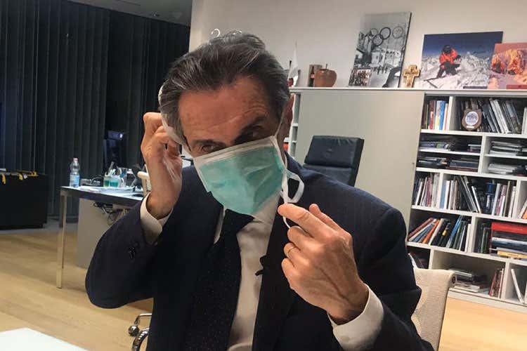 Attilio Fontana - La maschera sbagliata