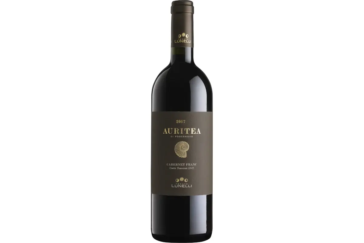Costa Toscana Auritea 2017 Cabernet Franc biologico Tenute Lunelli, non solo Trentino: vini di qualit&agrave; tra Toscana e Umbria