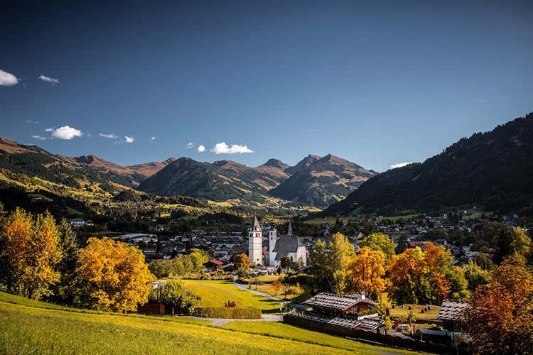 Una panoramica di "Kitz" (L'Autunno a Kitzbühel Un'esperienza di gusto) Una panoramica di "Kitz" (L'Autunno a Kitzbühel Un'esperienza di gusto)