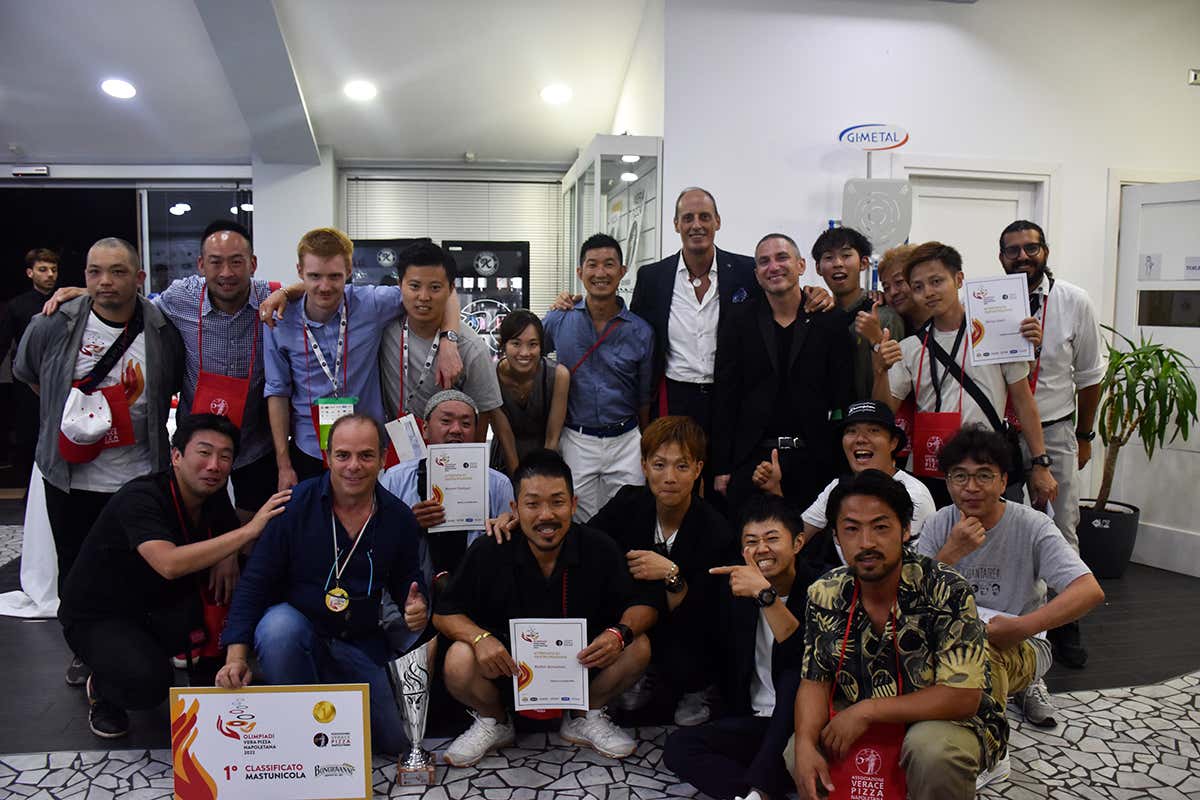 Da Napoli al mondo: i pizzaioli Avpn portano la pizza verace in Asia, America e oltre
