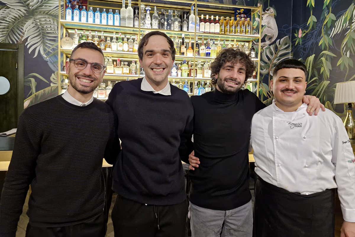 Da sinistra: Erasmo Mazzella, Giuseppe Tufano, Rosario Mazzella e lo chef Giuseppe Esposito