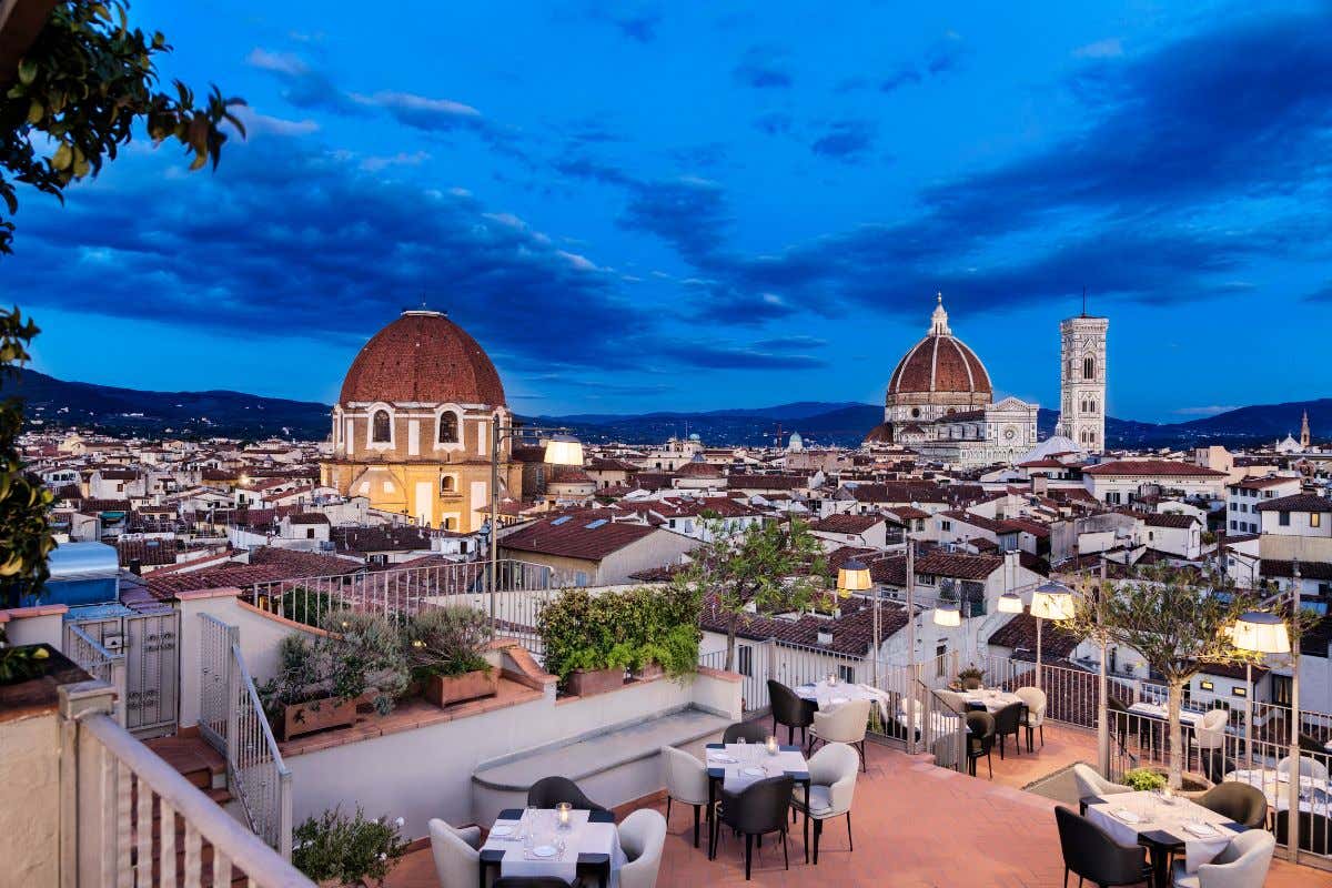 B-Roof, mangiare in terrazza con una delle viste più belle su Firenze
B-Roof, mangiare in terrazza con una delle viste più belle su Firenze