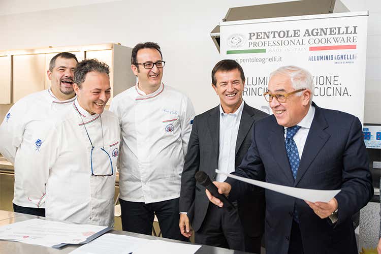 Baldassare Agnelli compie 70 anni tra l’affetto di cuochi, giornalisti e amici