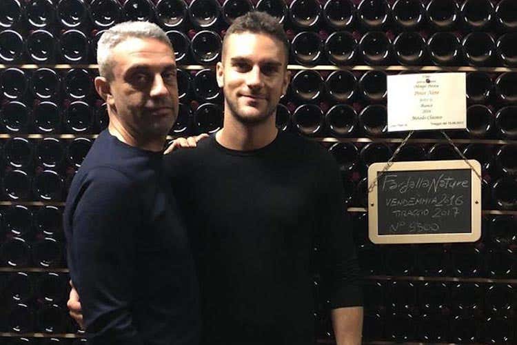 Filippo e Mattia Nevelli - Ballabio, Metodo classico da Oscar Il Gambero premia le sue bollicine