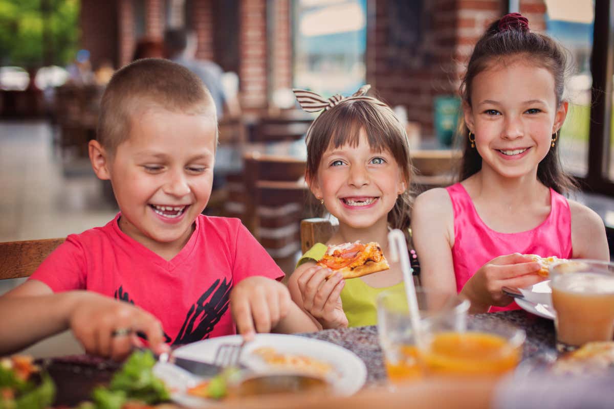 Bonus ristoranti 2024, un posto a tavola per i bambini a 10 euro?