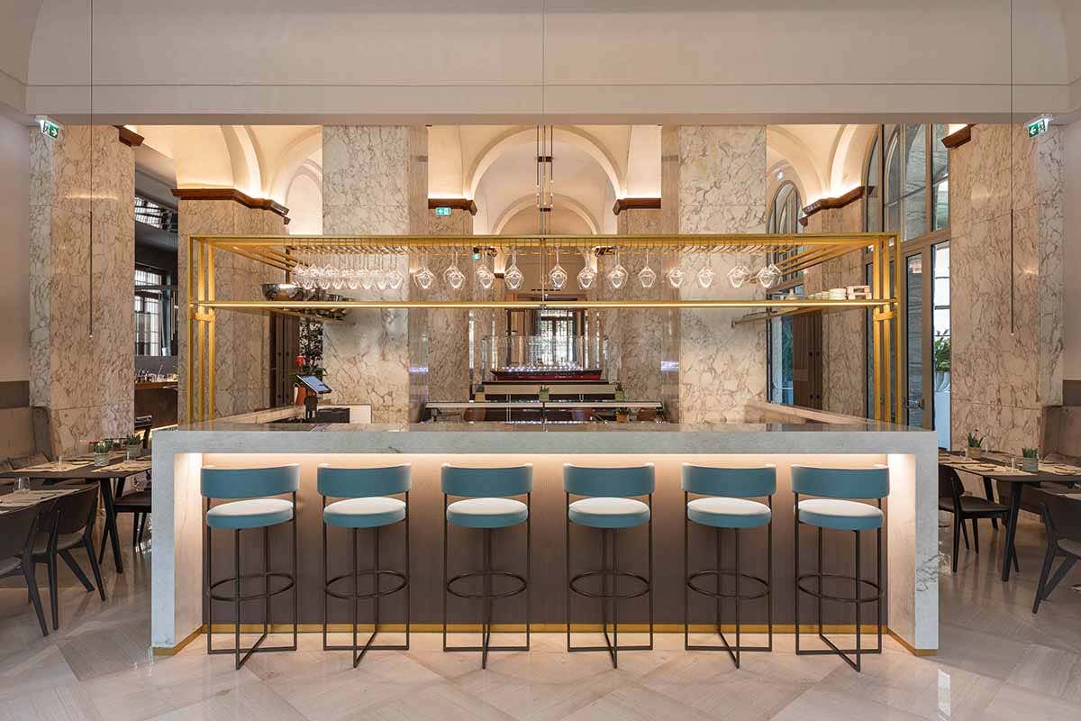 Ammos Fish Bar Da banca a hotel: la storia del Palazzo BN di Lecce