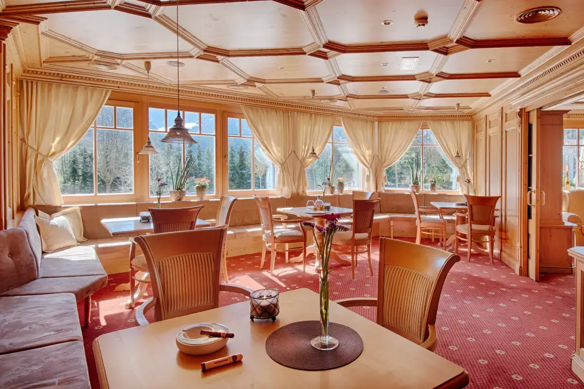 Alpenpalace Luxury Hideaway & Spa Retreat