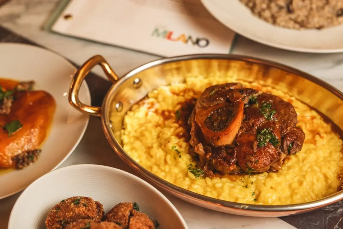 A tavola come un milanese a New York Un milanese a New York: da Eataly apre il Bar Milano con i piatti in dialetto