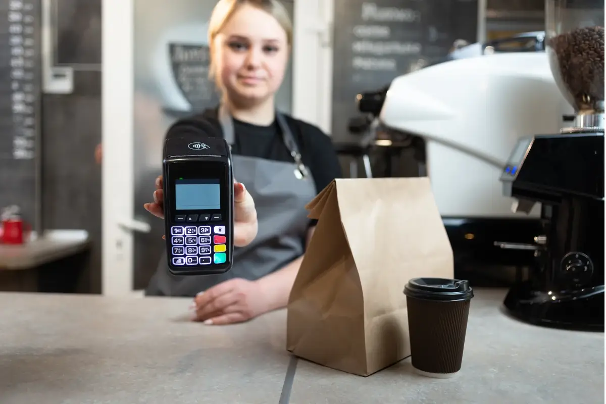 Pagamenti digitali in bar e ristoranti, ecco perch&eacute; sono un valore