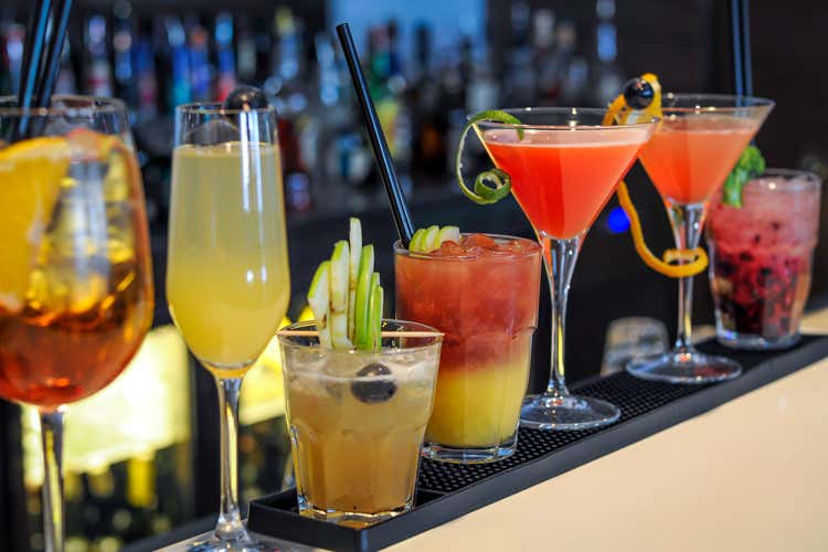 Oggi e domani il Bar Show richiamer&agrave; a Roma barman dall'Italia e dall'estero (Roma, aperto il Bar Show Tra i cocktail spunta lo street food)