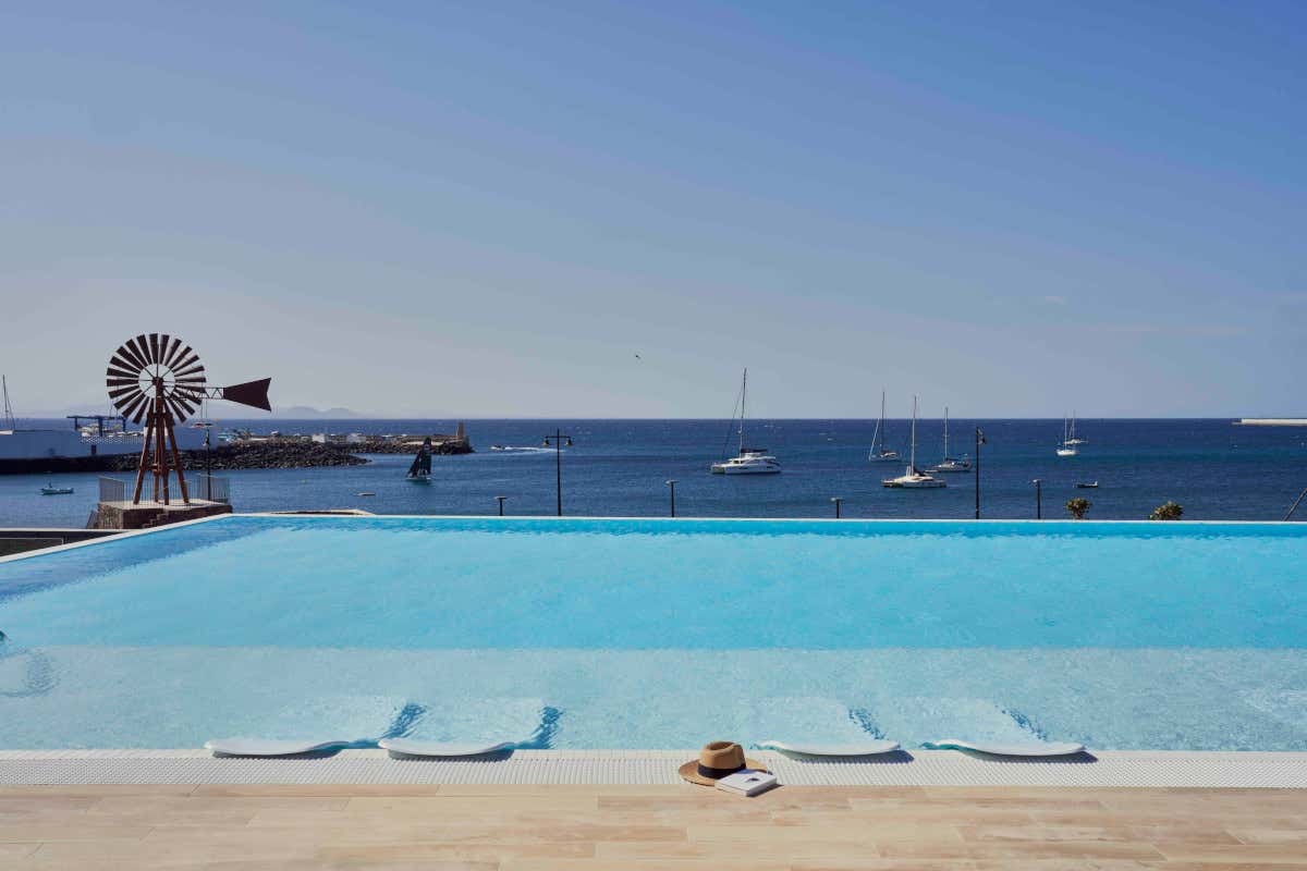 L’hotel a Lanzarote, alle Canarie, per scappare dal freddo dell’inverno L’hotel a Lanzarote, alle Canarie, per scappare dal freddo dell’inverno