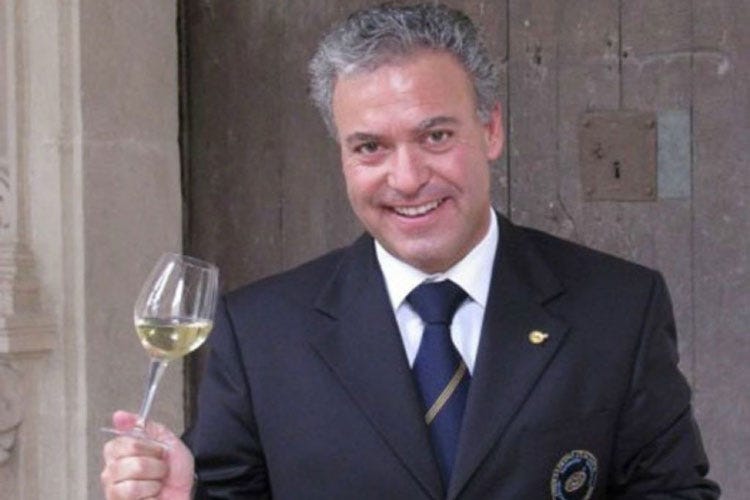 Antonello Maietta - Conte chiude migliaia di bar e pub E le vendite di vino crollano del 30%