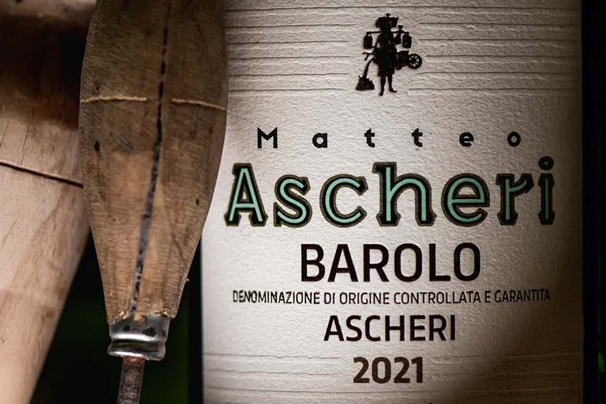 Il “verde menta” che racconta 70 anni di storia: l’etichetta simbolo di Ascheri