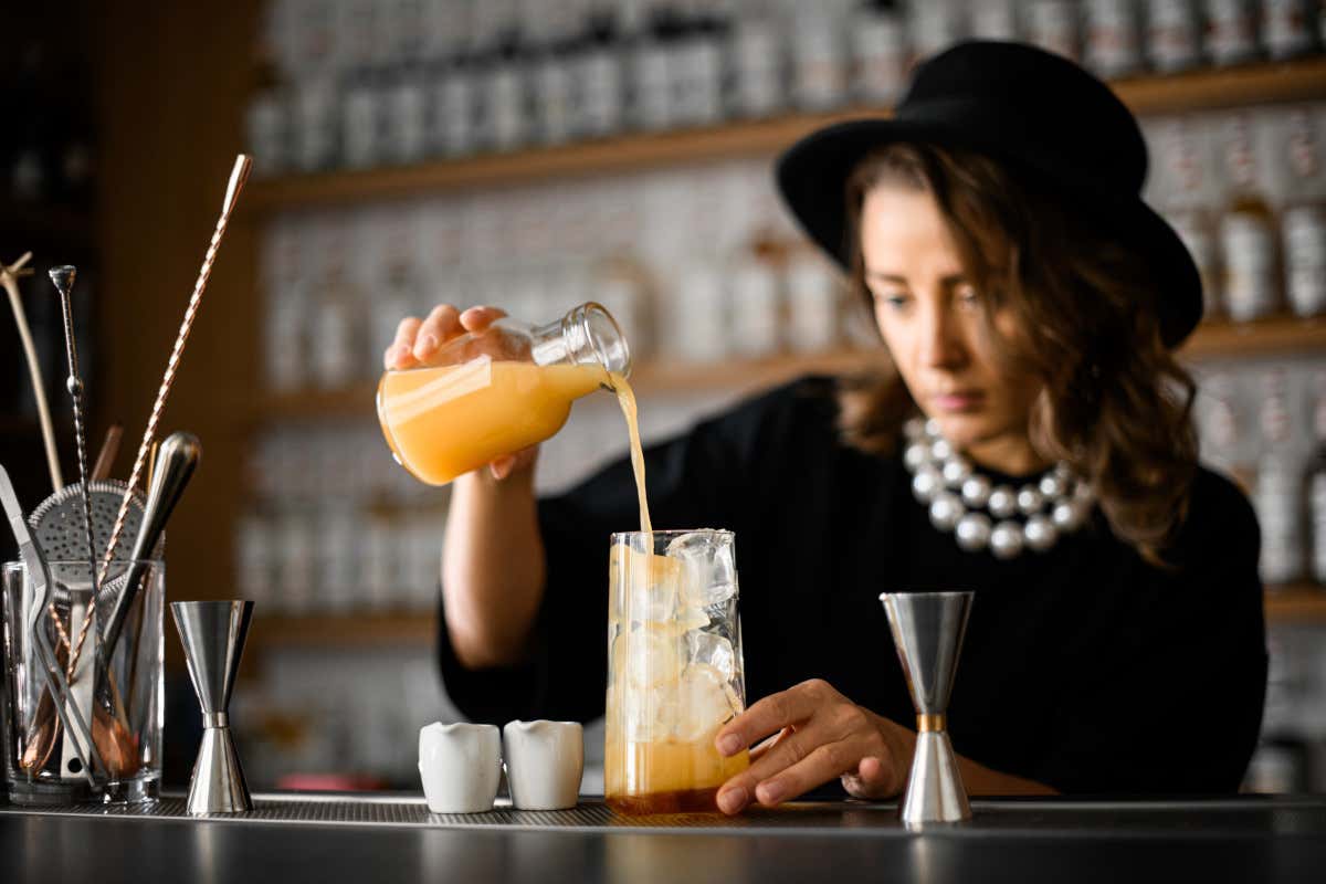 World Bartender Day: un brindisi alla storia e all'arte della mixology