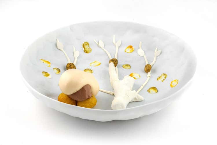  Albero di arance con gelato al cioccolato, zabaione e rum (La firma di Enrico Bartolini sulla Prima della Scala)