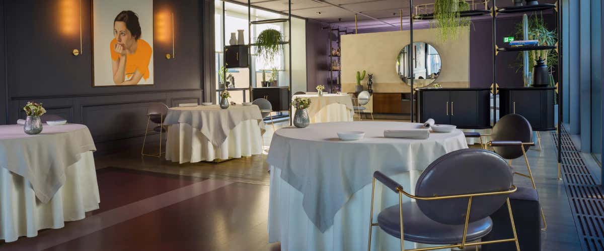 La sala del ristorante all'interno del Mudec di Milano