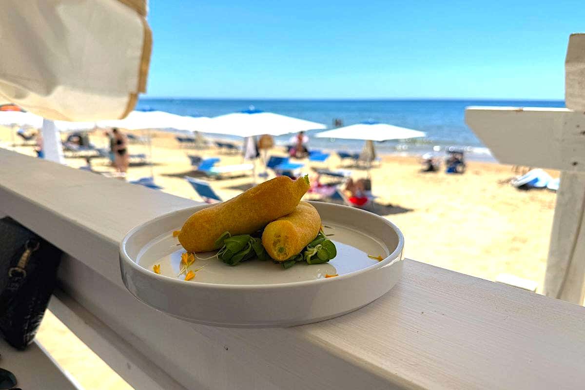 Bazzano Beach, a Sperlonga non solo lido ma anche una buona osteria di mare