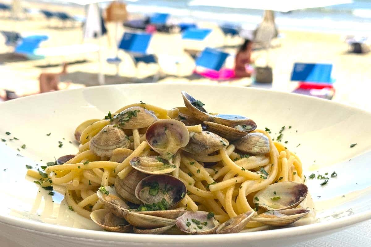Bazzano Beach, a Sperlonga non solo lido ma anche una buona osteria di mare