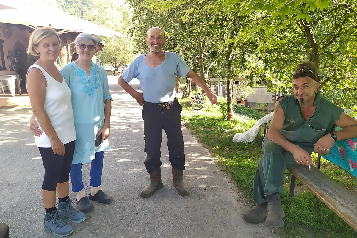 La famiglia Ghisa Begnoc, in Val Trompia un gioiellino di caseificio