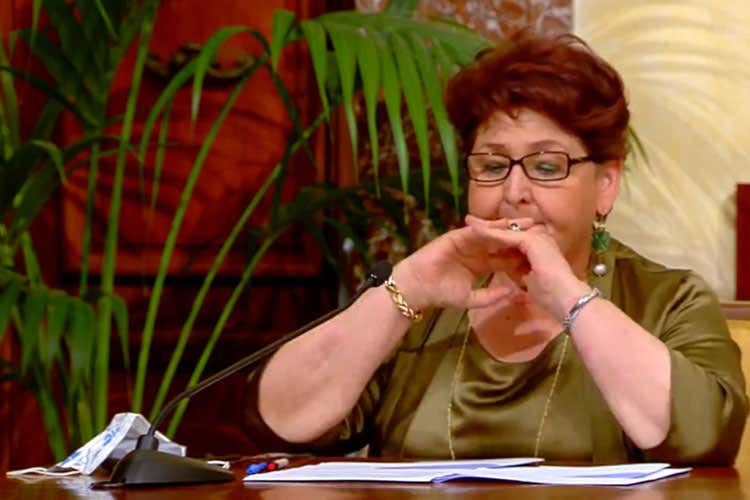 Teresa Bellanova - Un miliardo per 180mila ristoratori Fipe plaude all'idea della Bellanova