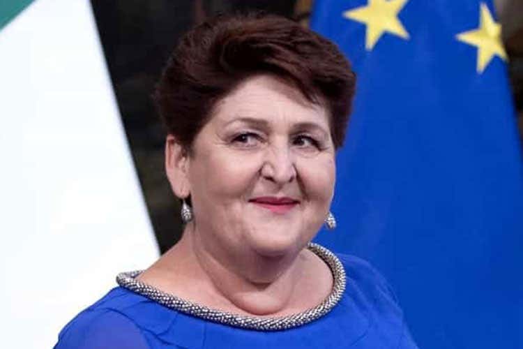 Teresa Bellanova (Bellanova, appello a Gdo e cuochi &laquo;Olio di qualit&agrave; su tavole e scaffali&raquo;)