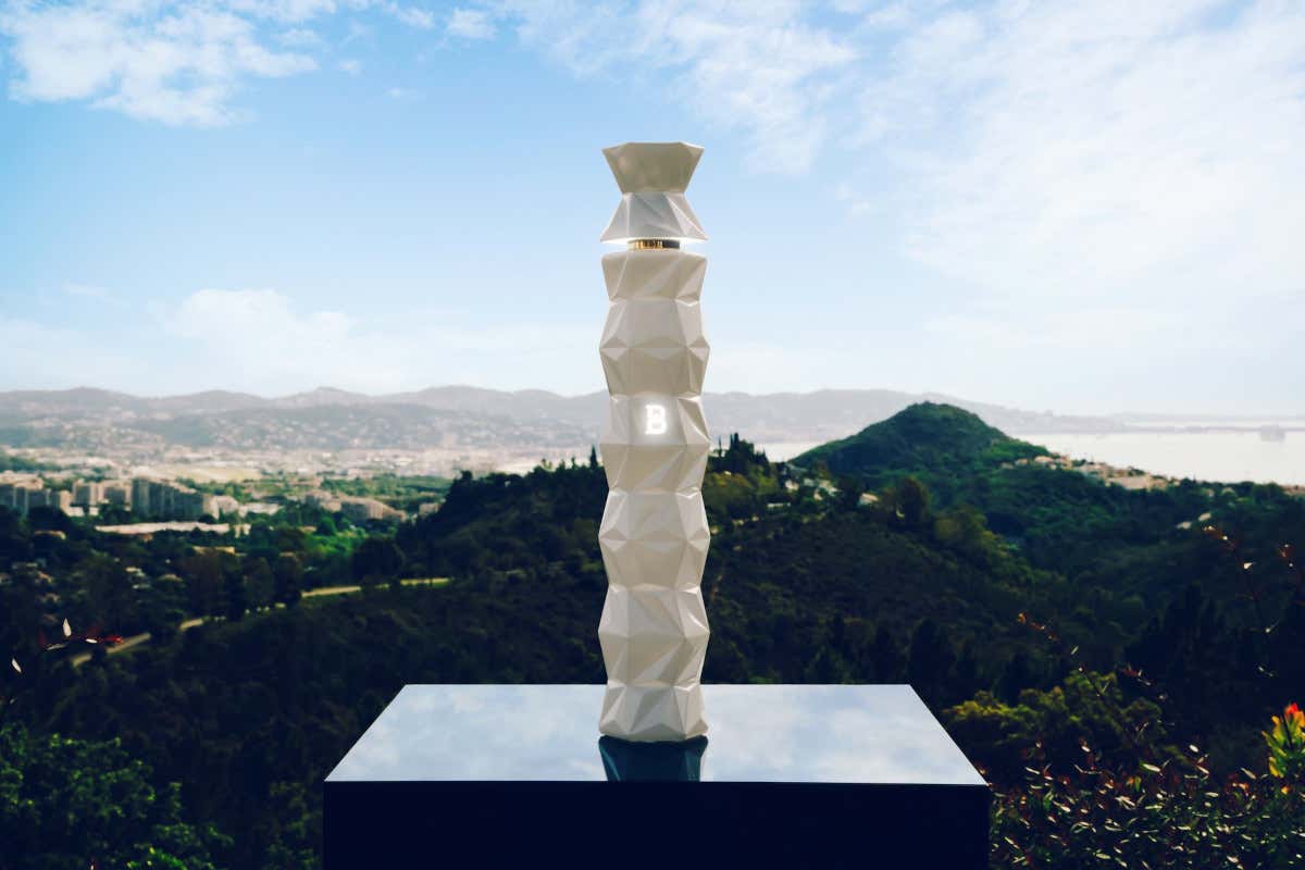 Belvedere 10: un distillato unico al mondo in una bottiglia mai vista prima Belvedere 10: un distillato unico al mondo in una bottiglia mai vista prima