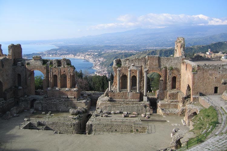 Turisti in fuga anche dalla Sicilia - Turismo in picchiata a settembre Italia in ginocchio da Nord a Sud