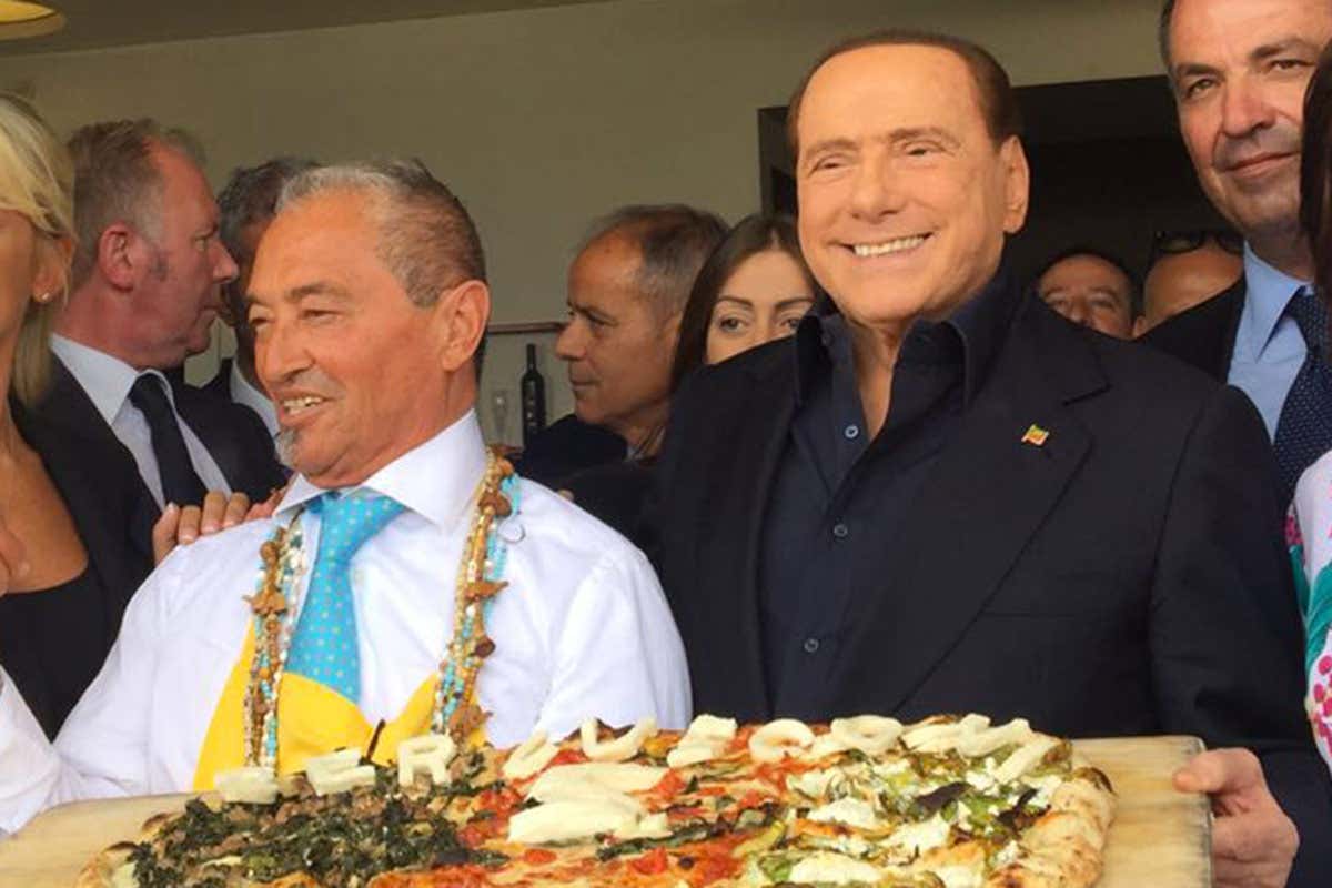 Silvio Berlusconi: un padrone di casa senza eguali e una cucina… senza aglio
