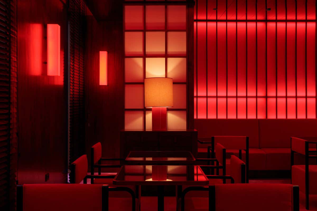 Ronin Robata porta nel centro di Milano l'antico rito dello Yakiniku