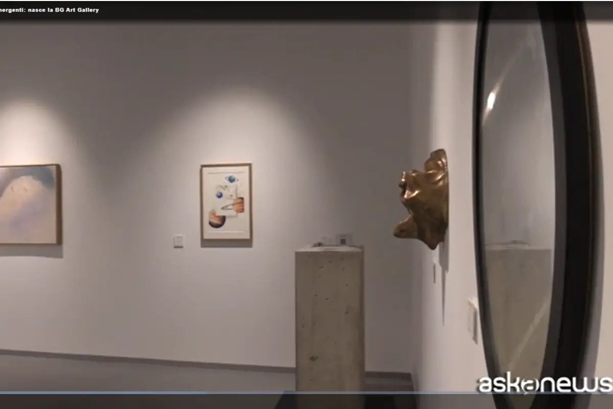 Banca si trasforma in galleria d'arte