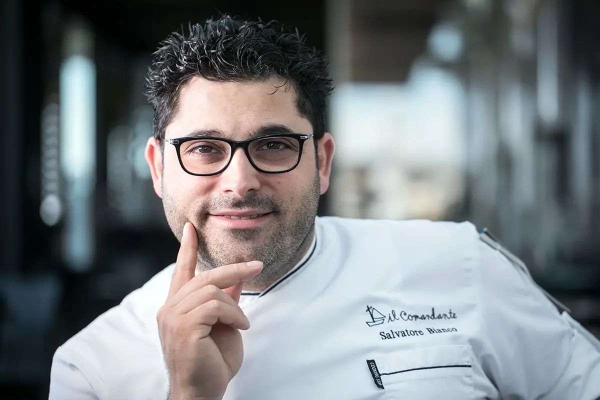 Salvatore Bianco [[Giro del Golfo in otto giorni]]: tutta la bellezza e il gusto di Napoli