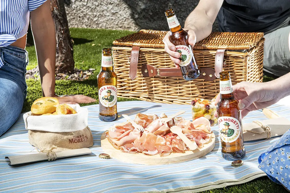 Amici e posti del cuore, con una birra I locali del cuore fanno sentire gli italiani