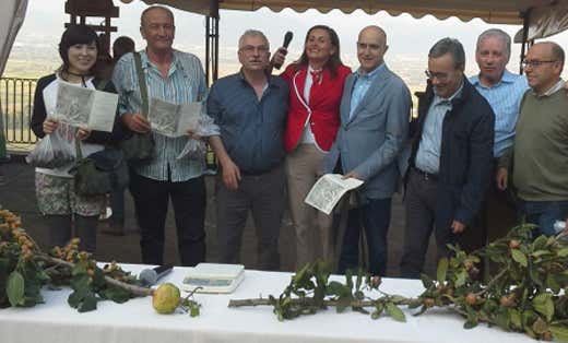 da sinistra: Yuhe Yoshiba, Nando Barlotti, Saverio Bianconi (Tartufi Bianconi), Sara Rapini (Presidente Accademia Italiana Arte Bianca Gastronomica), Stefano Barigelli, Onorevole Walter Verini, Giancarlo Colombo, Claudio Zeni da sinistra: Yuhe Yoshiba, Nando Barlotti, Saverio Bianconi (Tartufi Bianconi), Sara Rapini (Presidente Accademia Italiana Arte Bianca Gastronomica), Stefano Barigelli, Onorevole Walter Verini, Giancarlo Colombo, Claudio Zeni