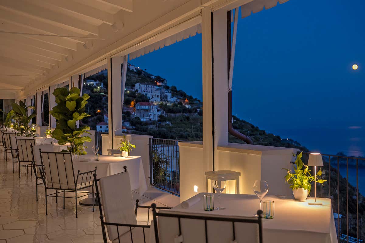 Furore Grand Hotel: relax, alta cucina e benessere sulla Costiera amalfitana