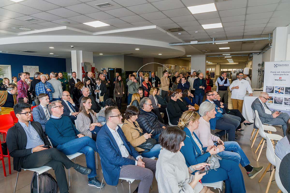 Verso il Bocuse d’Or di Marsiglia: il Team Italia supera la prova generale a Verona Verso il Bocuse d’Or di Marsiglia: il Team Italia supera la prova generale a Verona