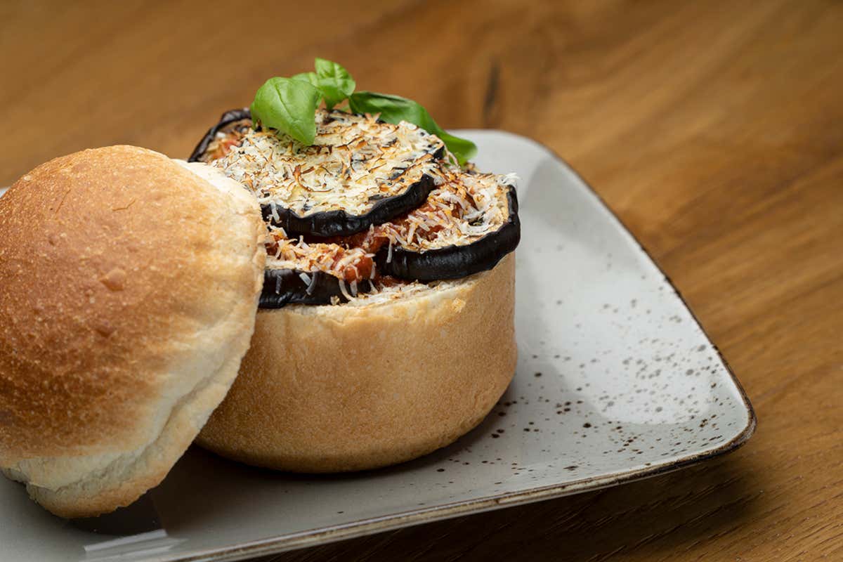 Pane principe del piatto Bol House guarda all'estero: il pane elemento principe dei piatti Pane principe del piatto Bol House guarda all'estero: il pane elemento principe dei piatti