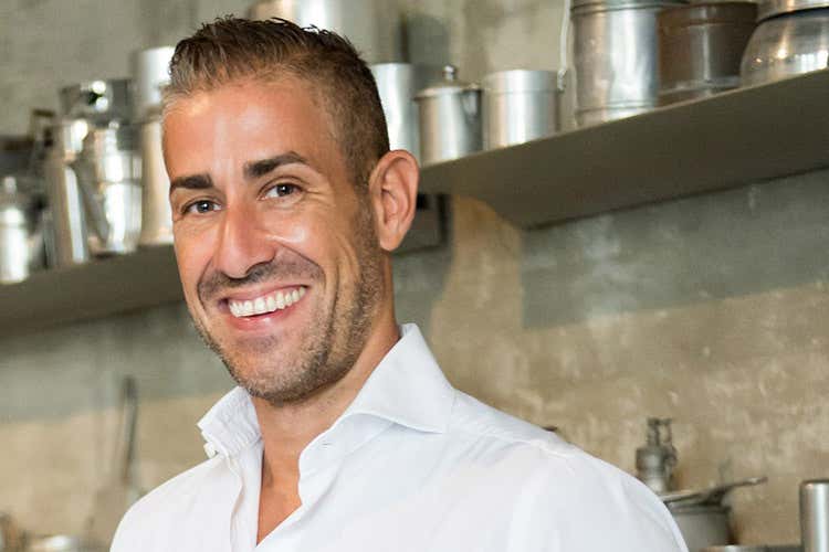 Angelo Agnelli (Ristorante e showroom Inaugurato Bolle di Pentole Agnelli)