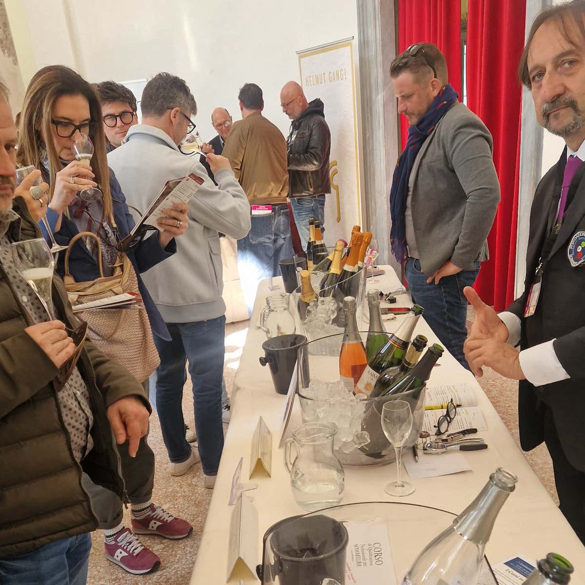 Dagli Champagne agli ancestrali: oltre tremila etichette a Bollicine in Villa