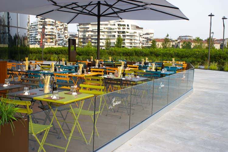 La terrazza a City Life - L'anima nippo-brasiliana di Bomaki tra uramaki, mojito e caipiroska