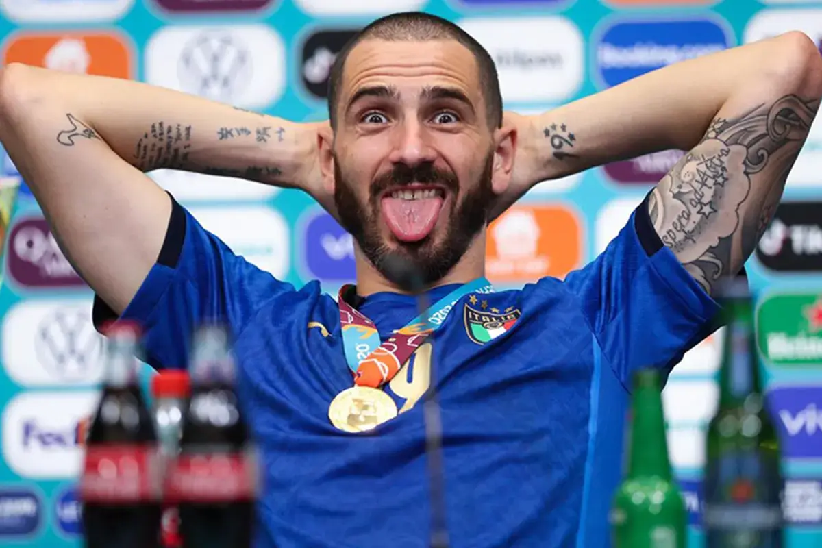 Leonardo Bonucci (foto: Eurosport) Lo sfott&ograve; di Bonucci agli inglesi: &laquo;Ne dovete mangiare di pastasciutta&raquo;